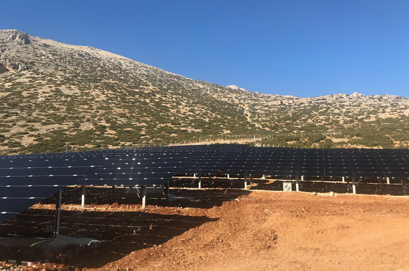 Exécution d'un panneau solaire en Irak (3.071,88 KWP)