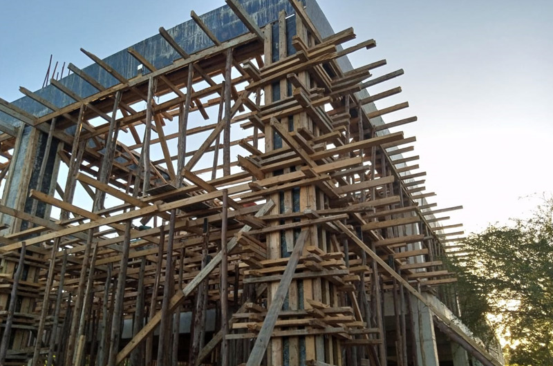 VITRA PLAZA