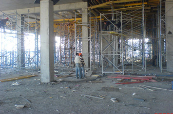 Méga centre commercial
